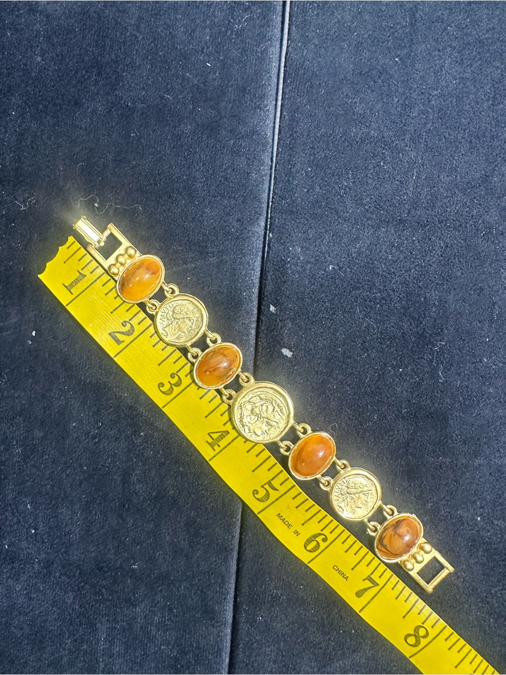 True Vtg 1980’s -90’s Matte Greek Coin & Lucite Cabochon Panel Bracelet /USA - Picture 7 of 8